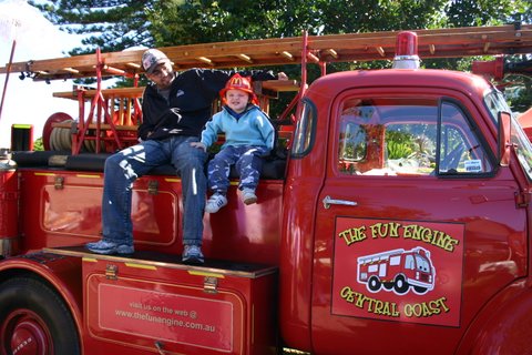 Home - The Fun Engine provides retired fire engines.